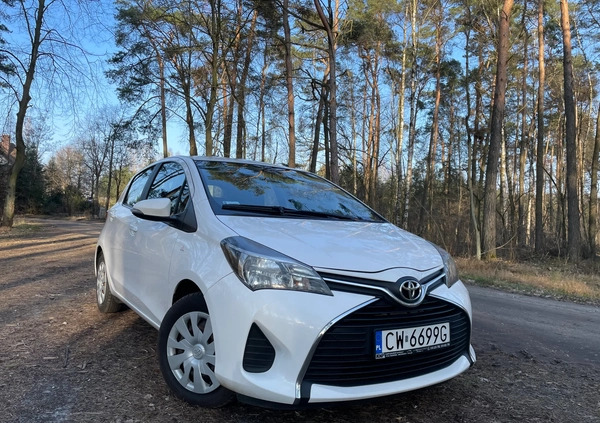 Toyota Yaris cena 28900 przebieg: 263000, rok produkcji 2017 z Włocławek małe 254